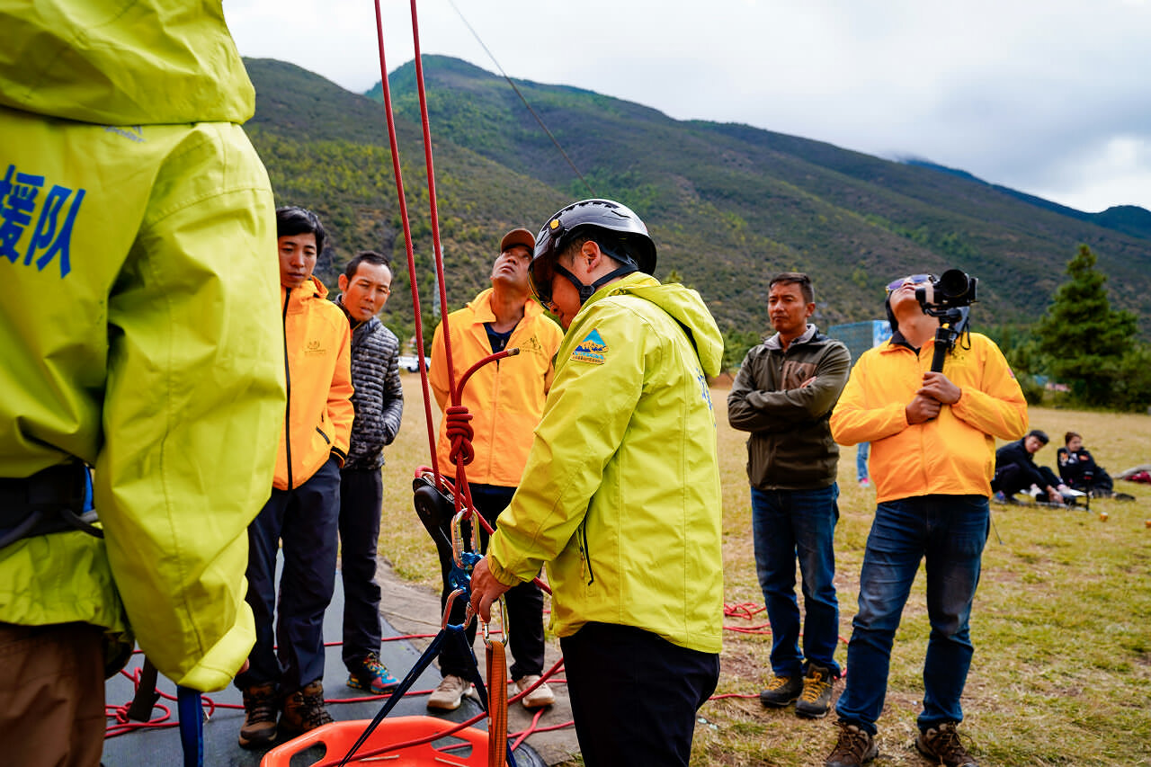 麗江登山協(xié)會救援分隊